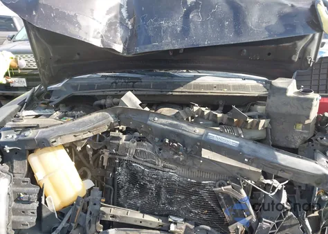 2011 Nissan Armada Platinum z USA, uszkodzony, nr VIN 5N1BA0NF0BN608878